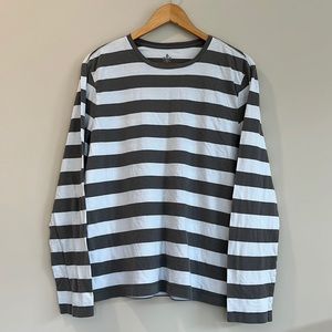 Club Monaco Gray / White Striped Long Sleeve Tee